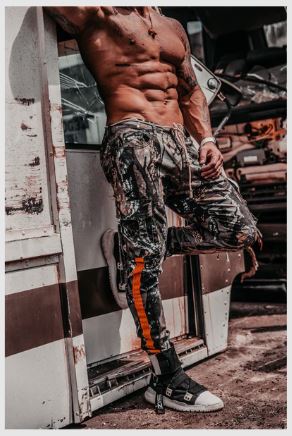 Size Up Apparel Promo